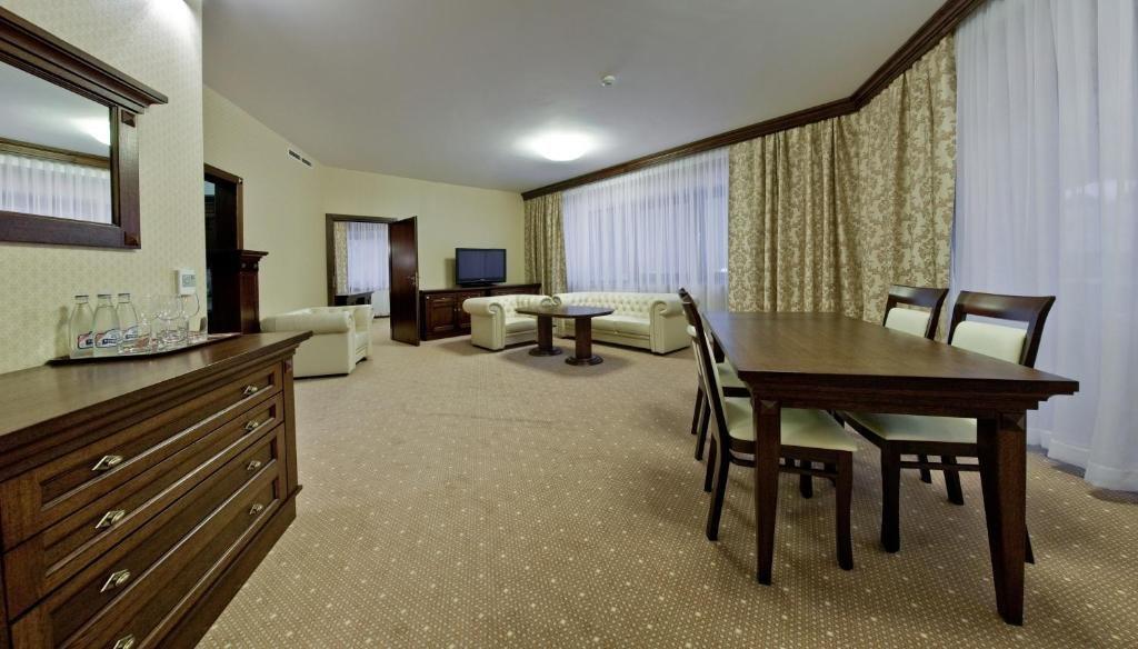 Hotel Crocus Zakopane Extérieur photo